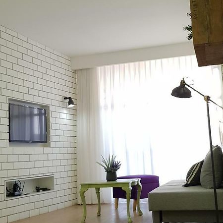 Stylish Apartment With A Patio Close To The Beach Ejlat Zewnętrze zdjęcie