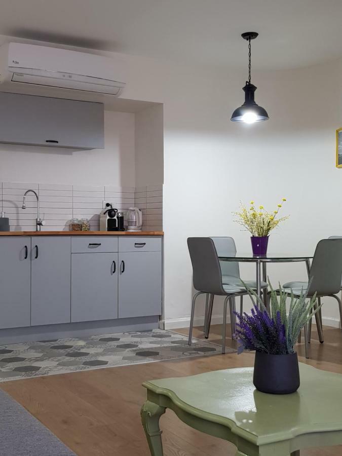 Stylish Apartment With A Patio Close To The Beach Ejlat Zewnętrze zdjęcie